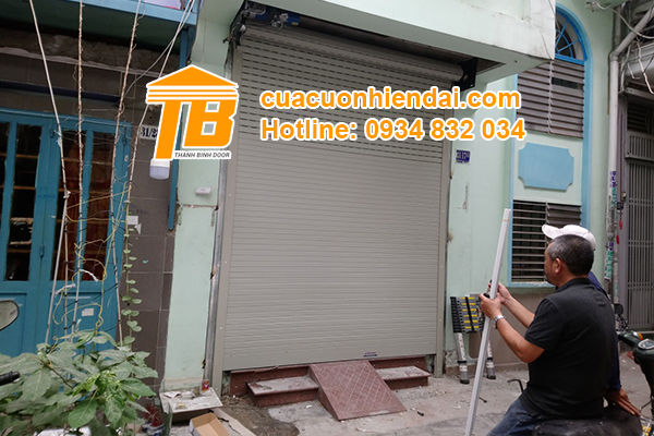 Khi nào nên vệ sinh cho cửa cuốn?
