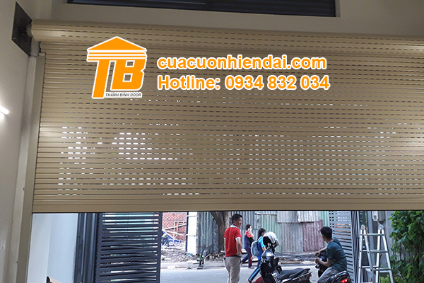 Nguyên nhân và cách khắc phục cửa cuốn không lên xuống được