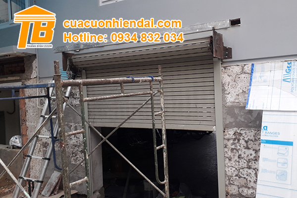 Những lưu ý khi sử dụng dịch vụ sửa cửa cuốn giá rẻ